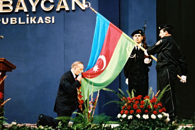 Azərbaycan Respublikasının Prezidenti Heydər Əliyevin andiçmə mərasimi. 10 oktyabr 1993.