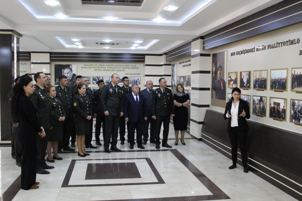 Strateji Obyektlərin Mühafizəsi Dövlət Agentliyinin Qaradağ regional idarəsinin şəxsi heyəti Heydər Əliyev Mərkəzində olublar