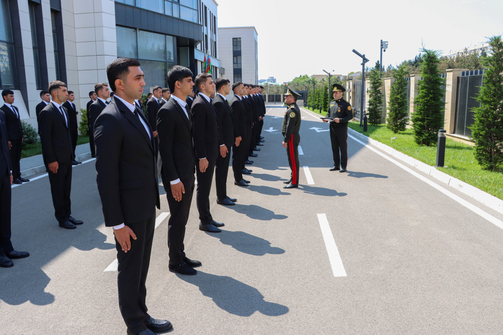 Strateji Obyektlərin Mühafizəsi Dövlət Agentliyində müddətdən artıq həqiqi hərbi xidmətə qəbulla əlaqədar gənclərin növbəti sıra baxışı keçirilib